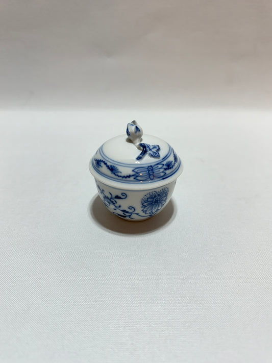 Porslinsskål med lock - 1900-tal