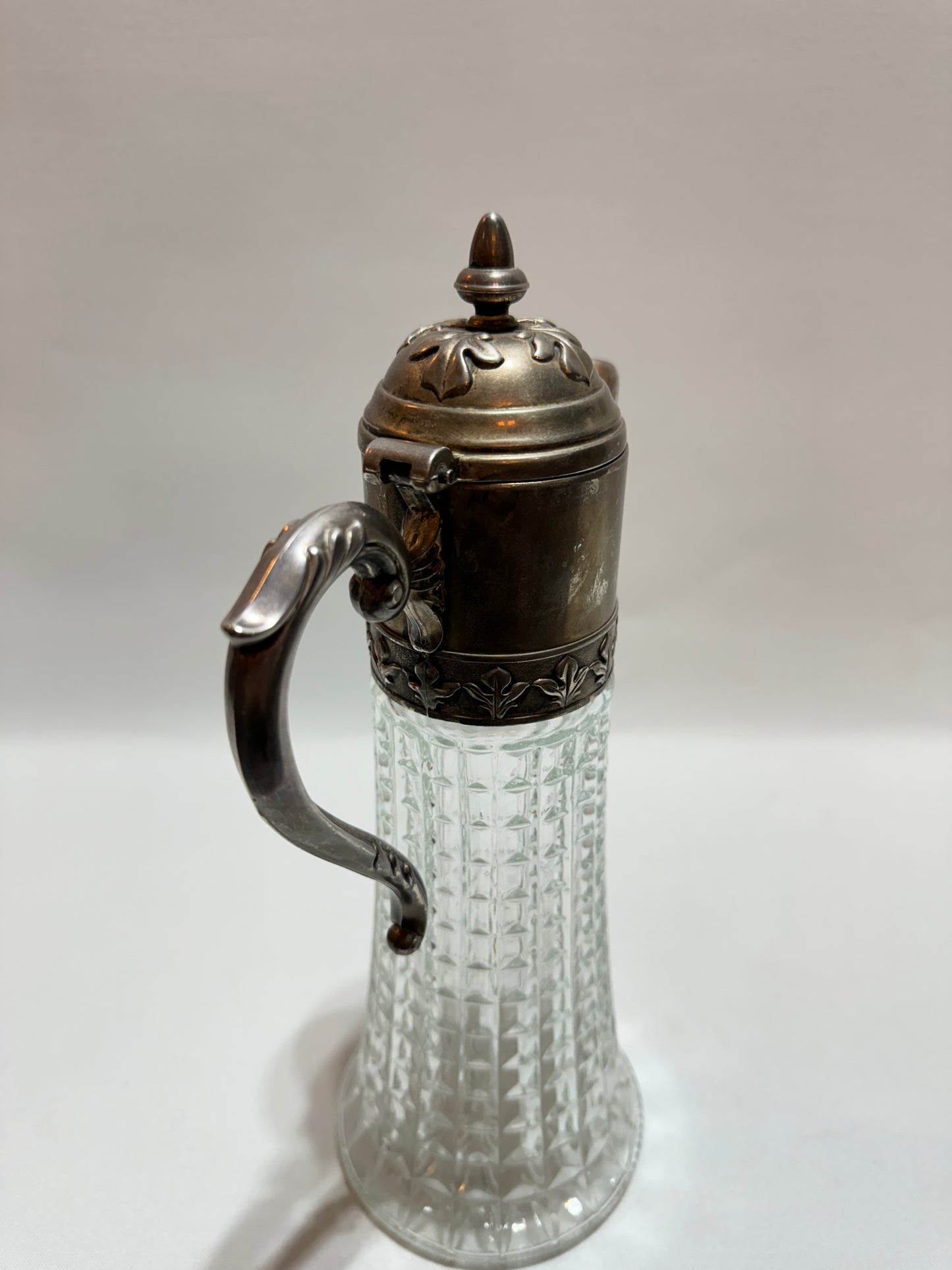 Italiensk karaff 1900-tal