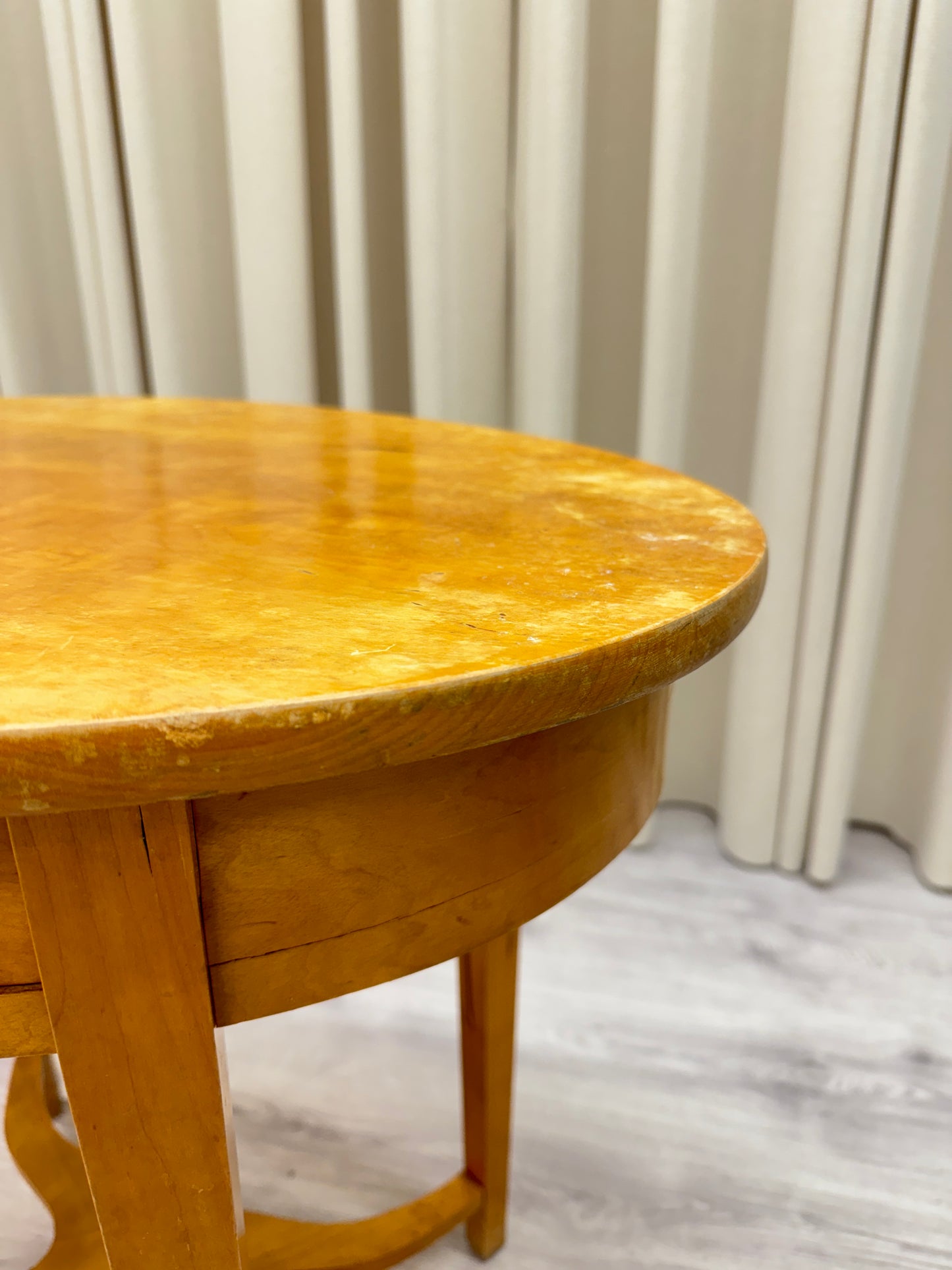 Carl Larsson bord med låda