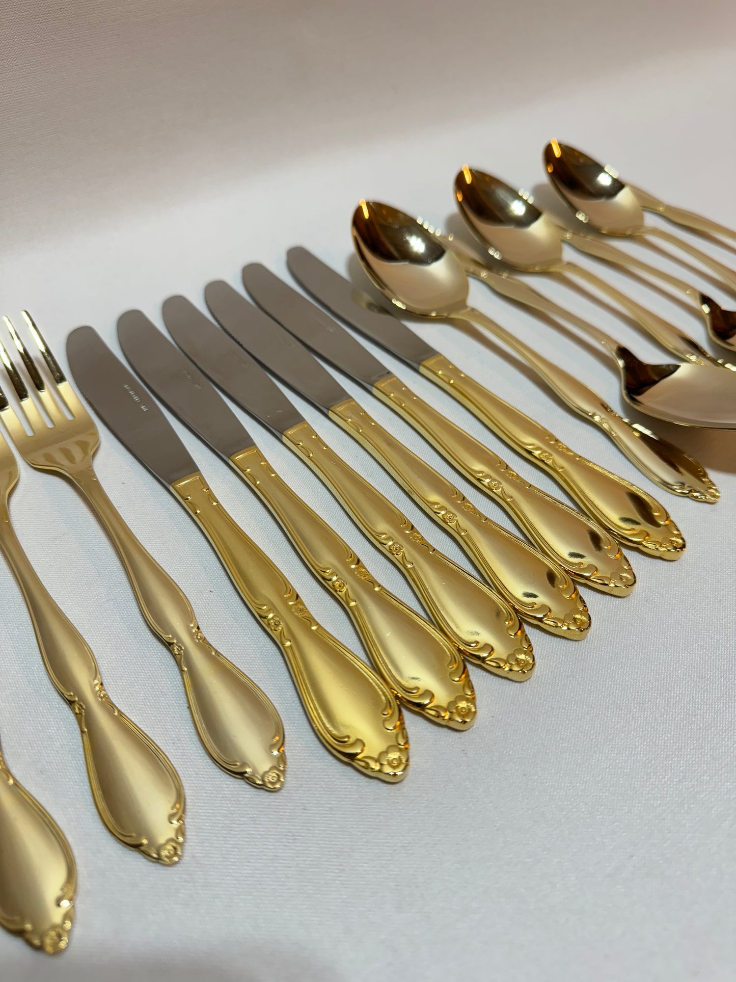 Bestick - 24 delar - Rostfritt stål