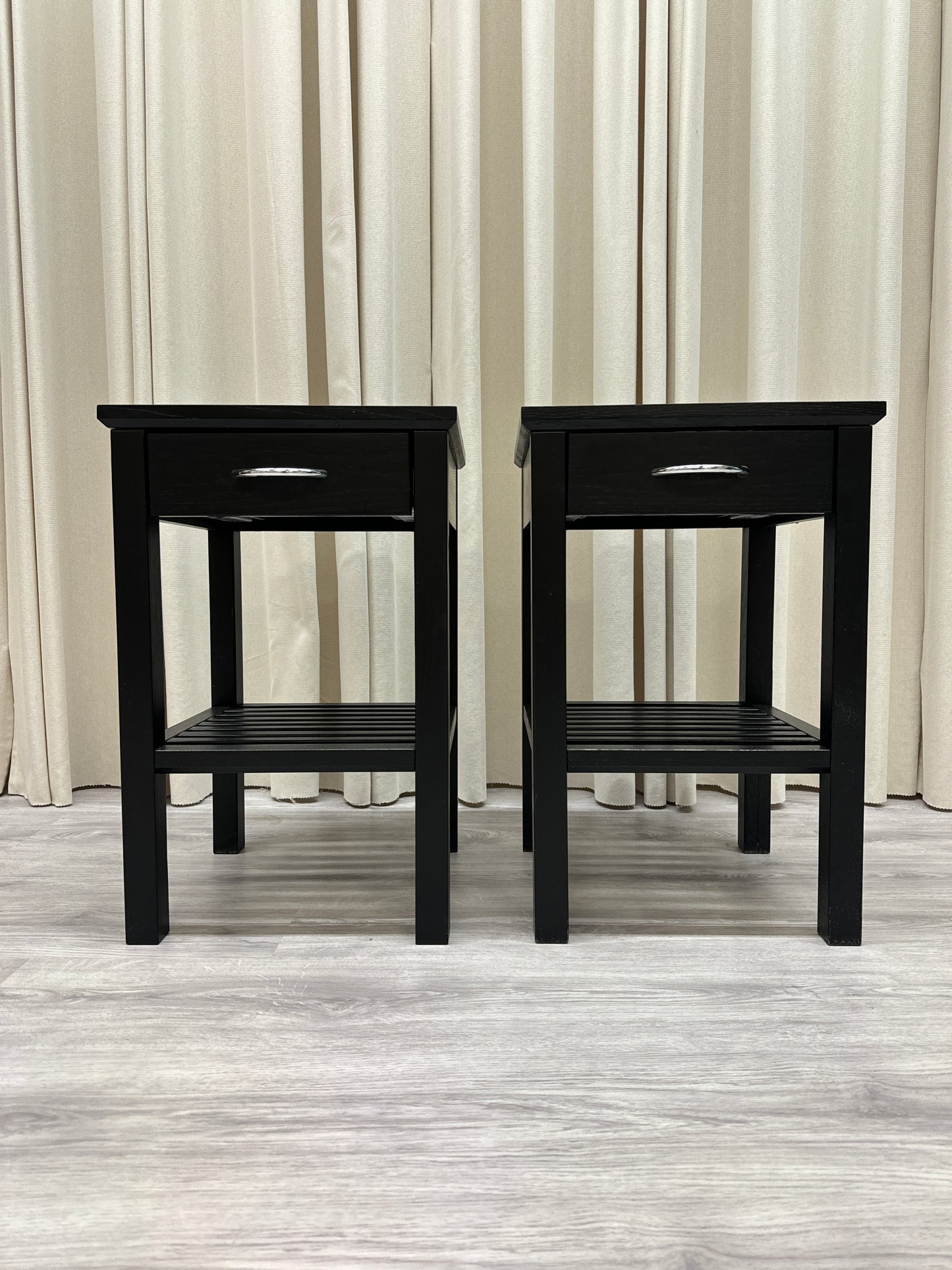 2 st nattduksbord - Jensen