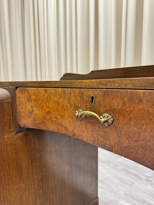 Skrivbord/sminkbord 1900-tal