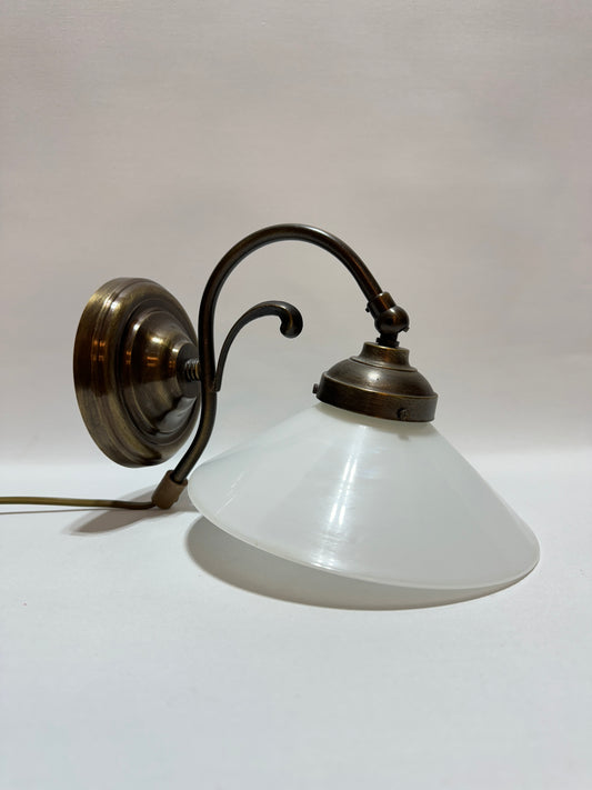 Vägglampa - Ateljé lyktan