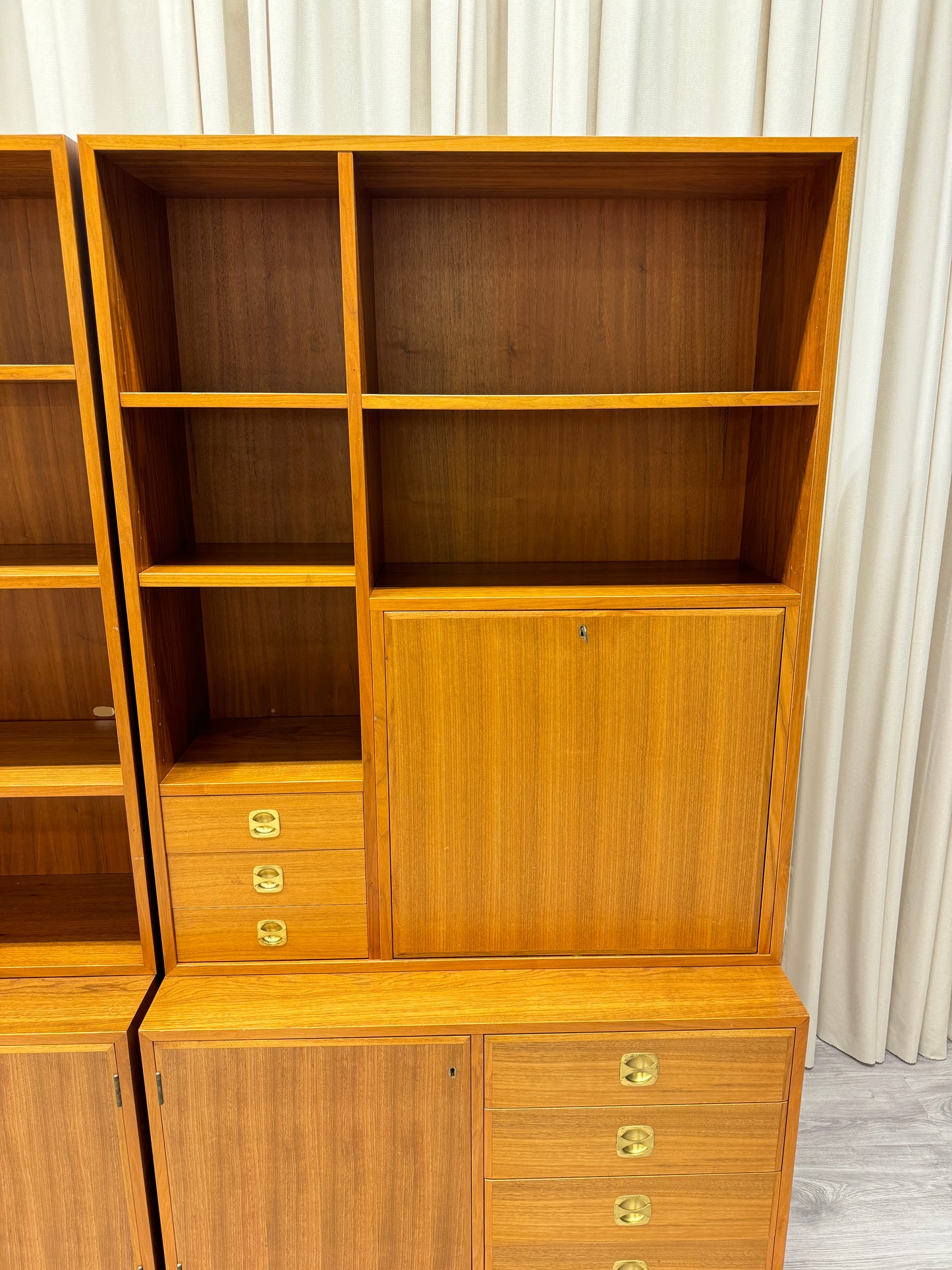 Bokhylla i teak - 1900-tal
