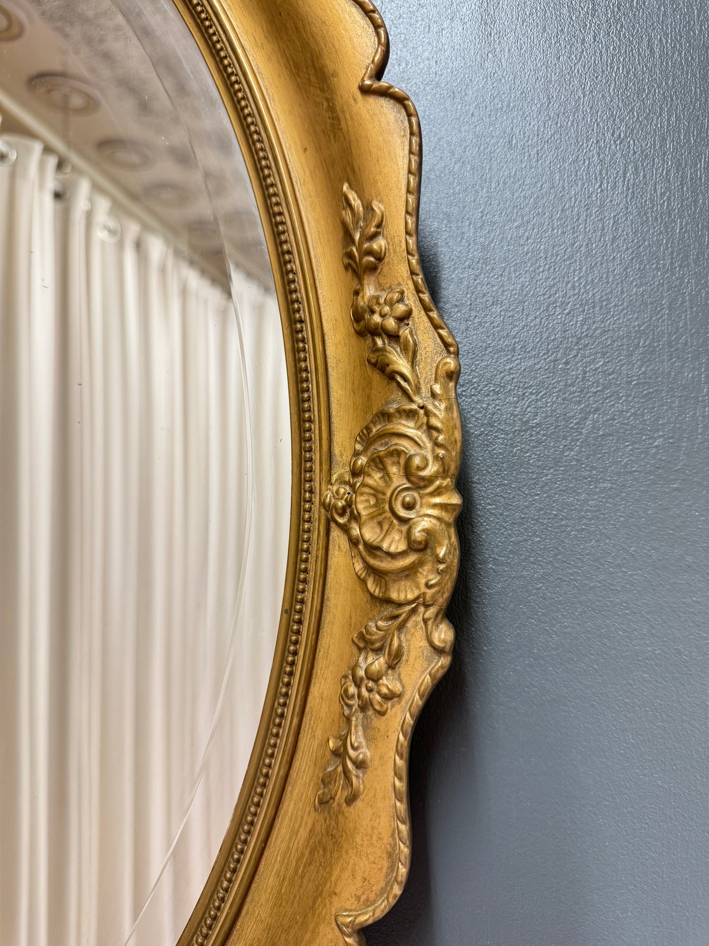 Oval guldspegel - 1900 tal