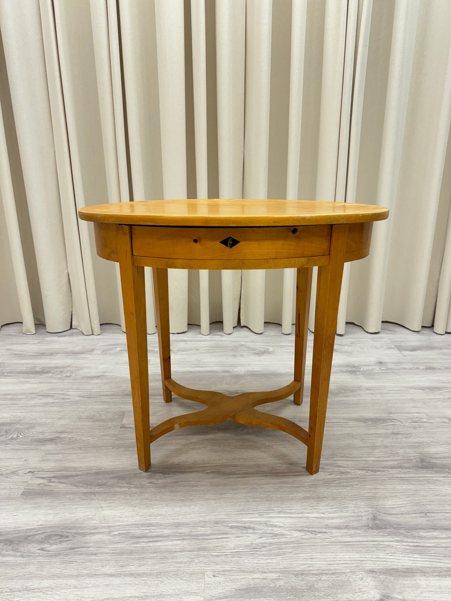 Carl Larsson bord med låda