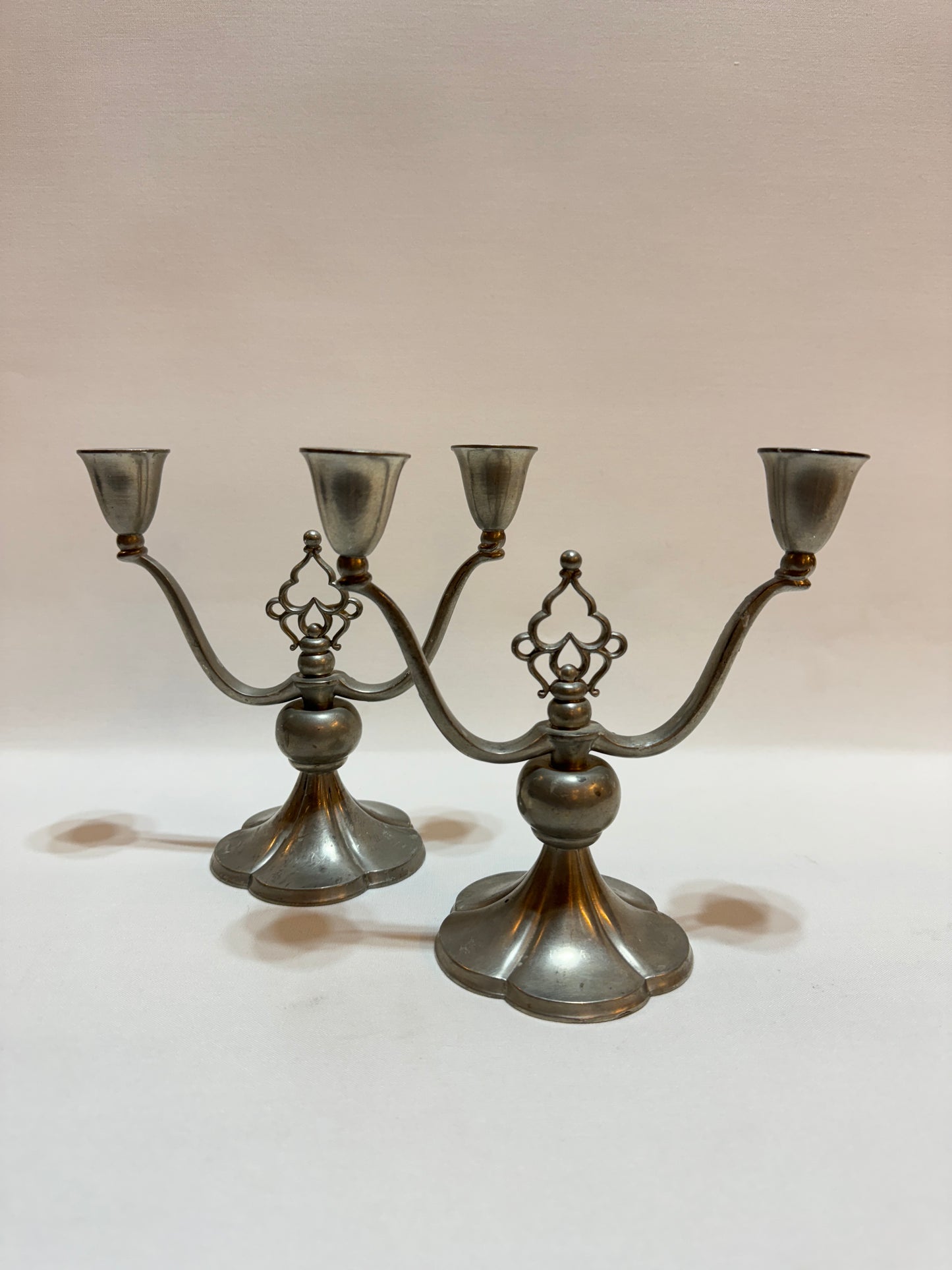 2 st Ljusstakar - Tenn