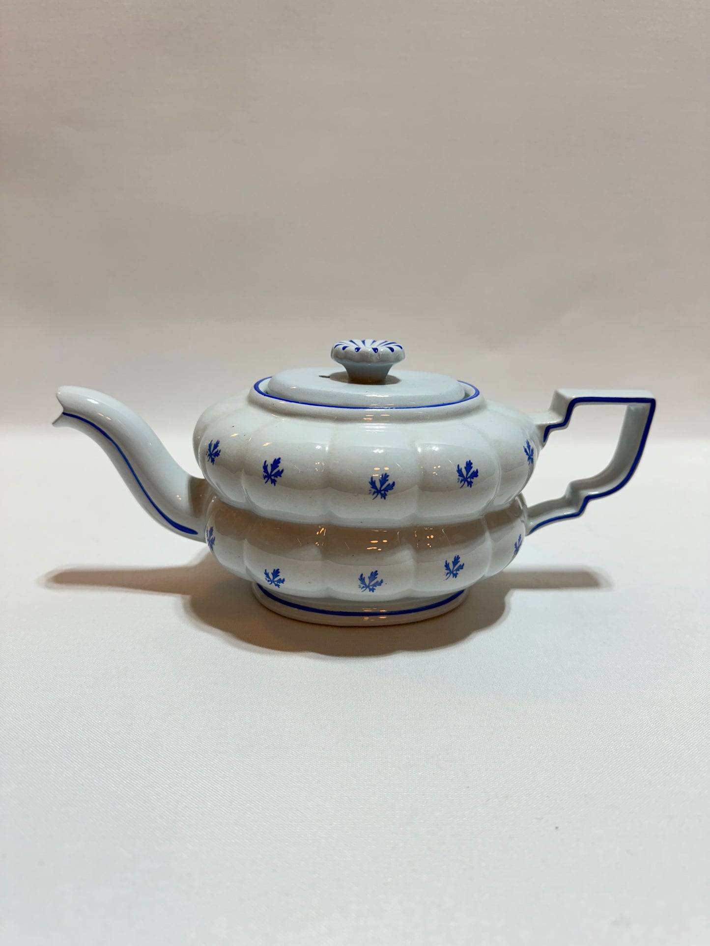 Tekanna - Menuett Gefle porslin