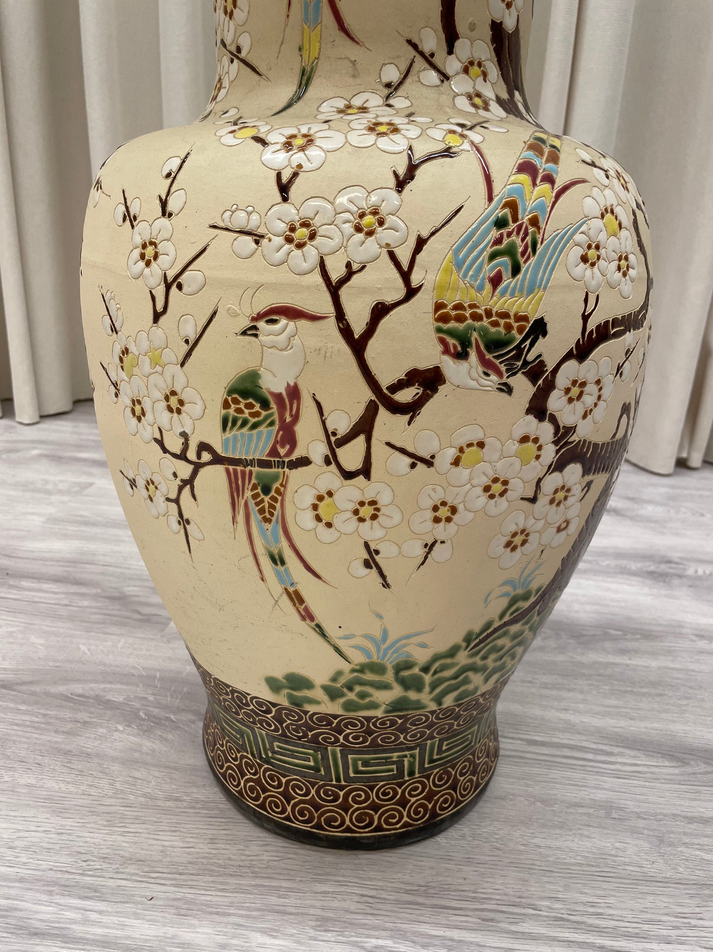 Japansk urna 1900-tal