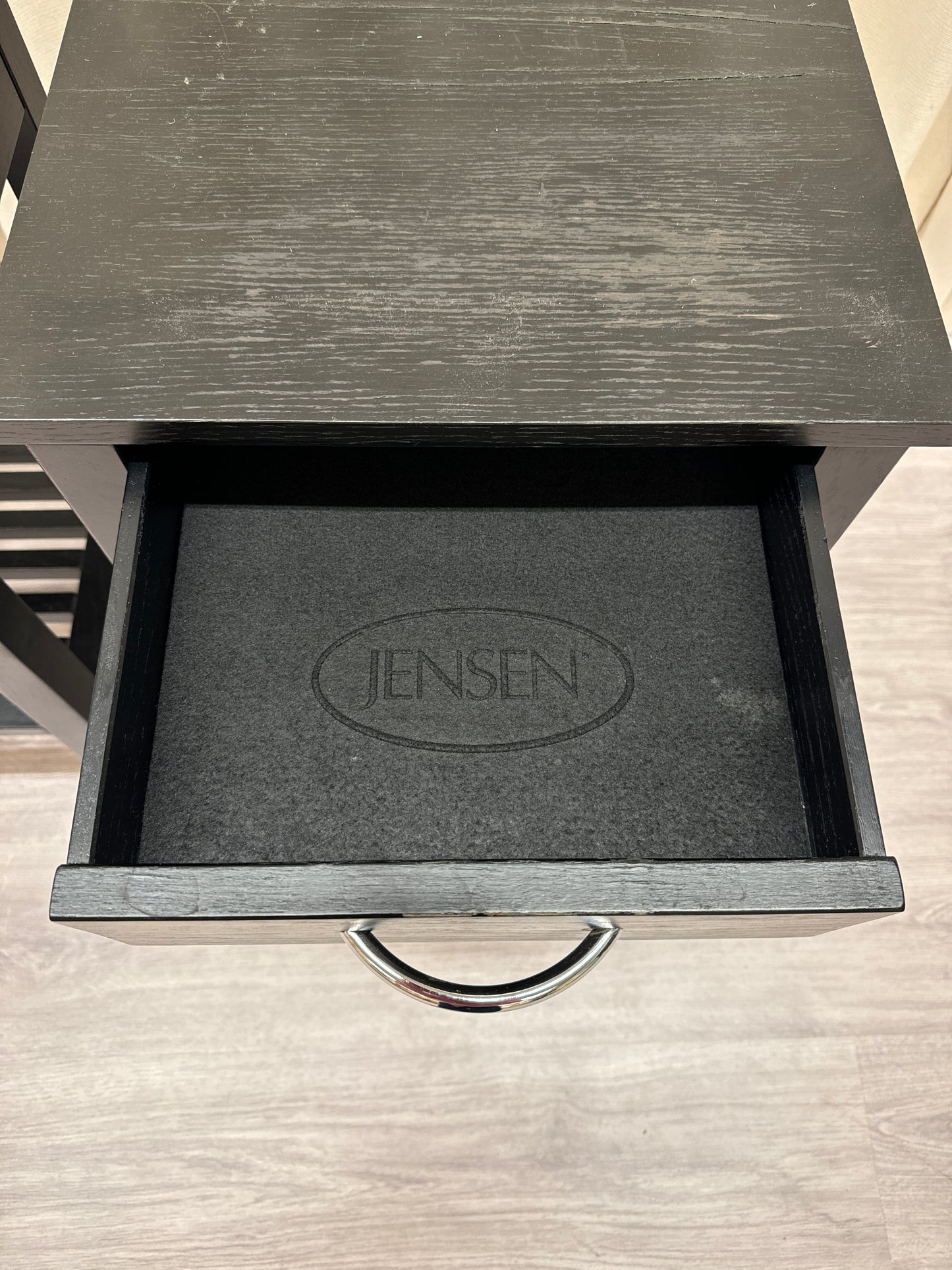 2 st nattduksbord - Jensen