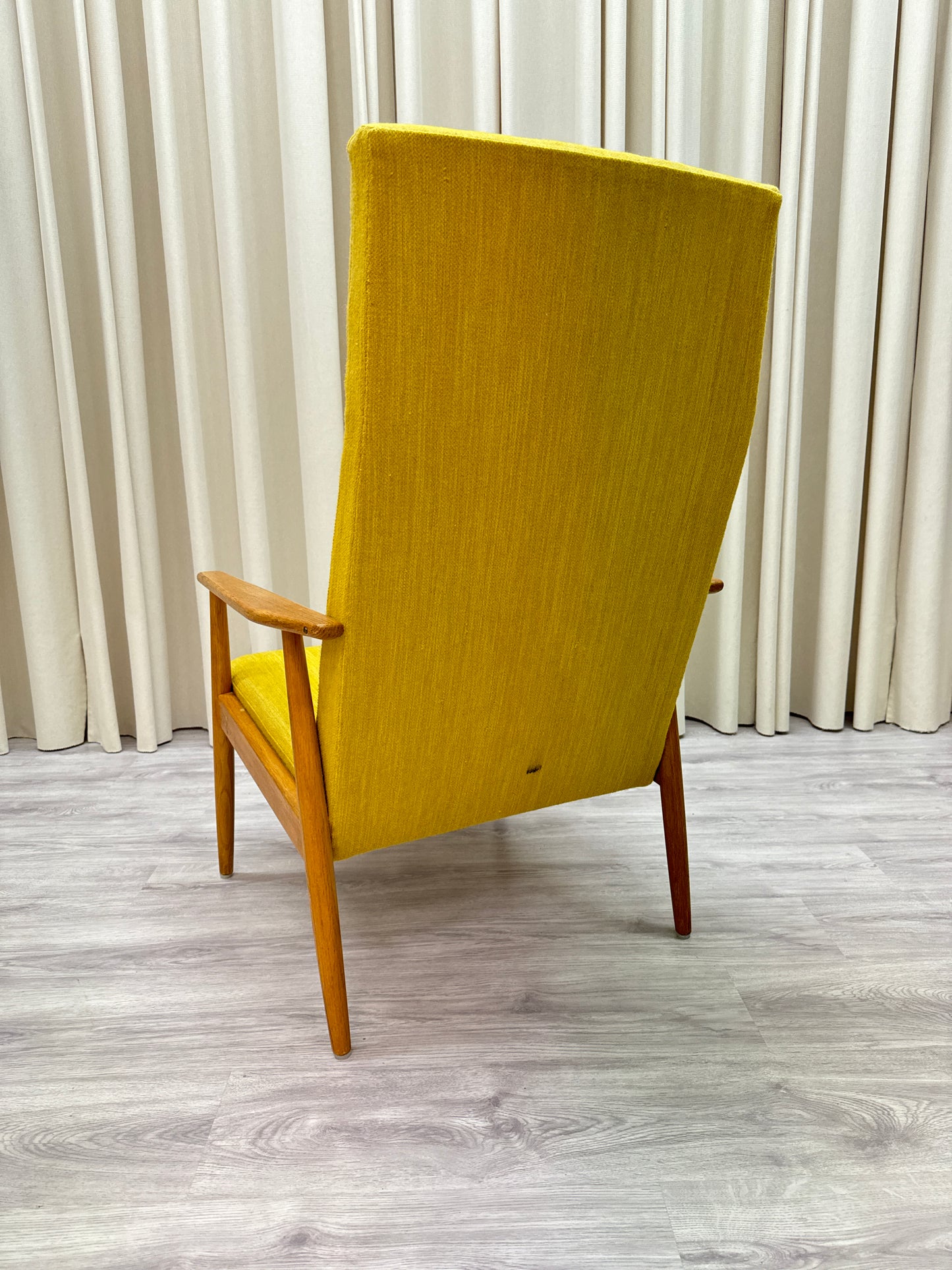 Retrofåtölj 1900-tal