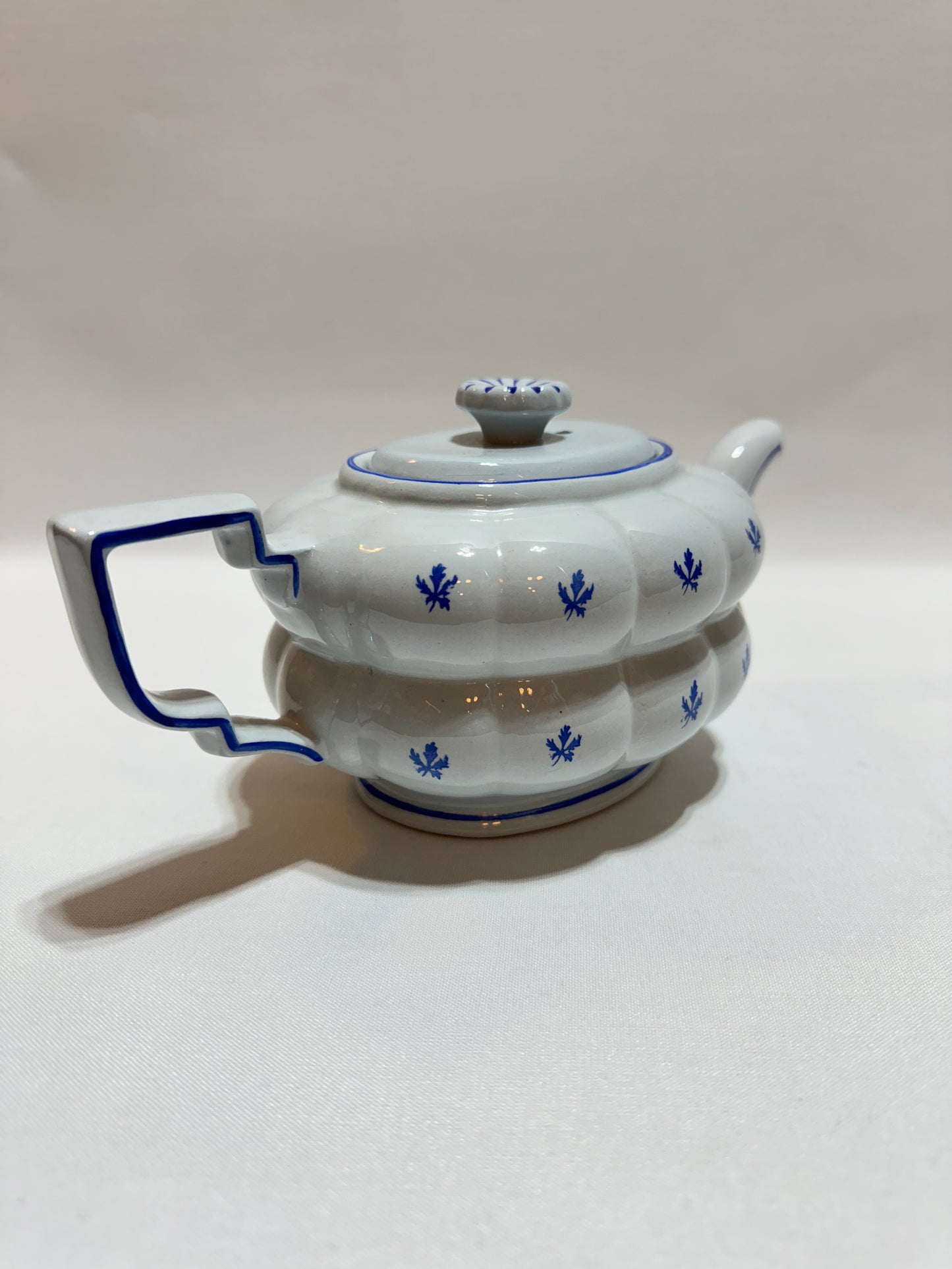 Tekanna - Menuett Gefle porslin