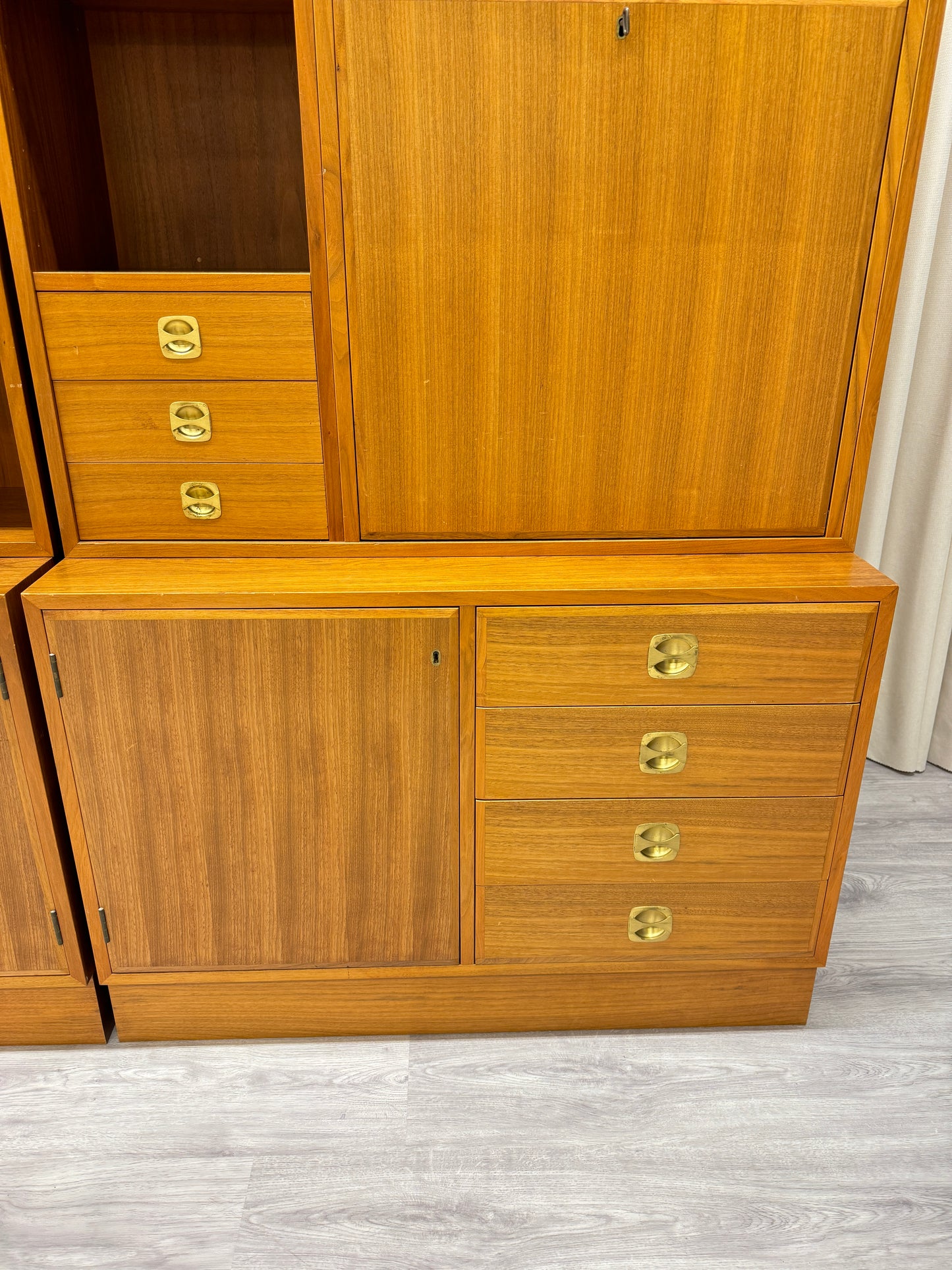 Bokhylla i teak - 1900-tal